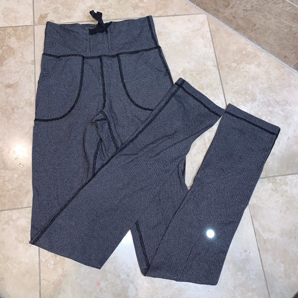 Lululemon Sweatpants Tight-fit High Waisted